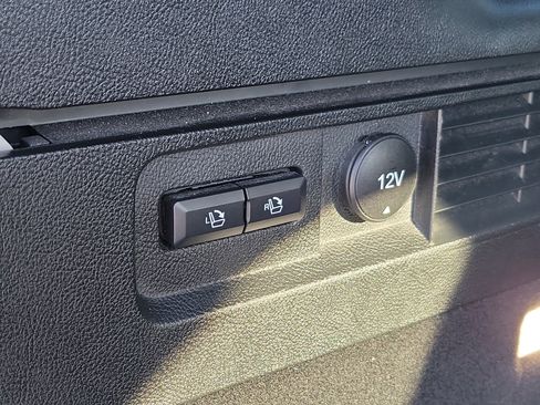 Used 2022 Lincoln Nautilus Reserve w/ Luxury Package image 10