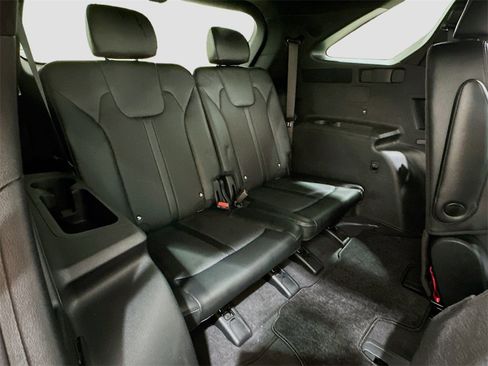 Used 2024 Kia Sorento SX Prestige image 29