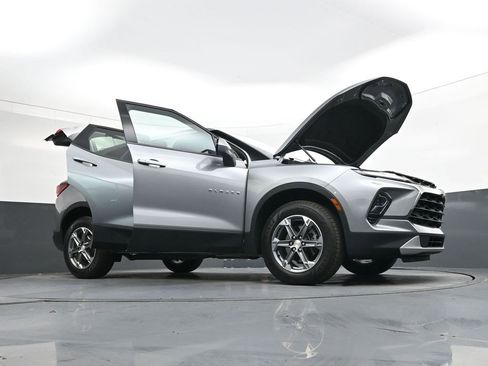 Used 2023 Chevrolet Blazer LT w/ Driver Confidence Package image 37