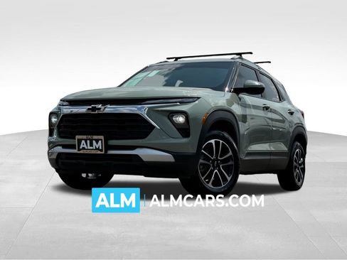Used 2025 Chevrolet TrailBlazer LT AWD/4WD image 1