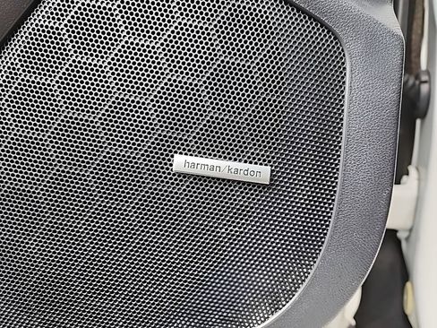 Used 2023 Subaru Ascent Limited w/ Technology Package image 18