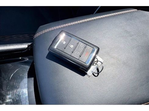 Used 2022 Jeep Grand Cherokee Summit w/ Advanced Protech Group IV AWD/4WD image 36