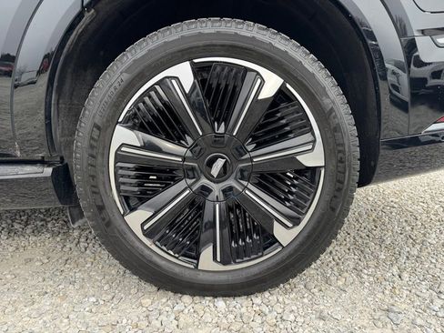 Certified 2026 Cadillac Escalade IQ Sport 2 image 17