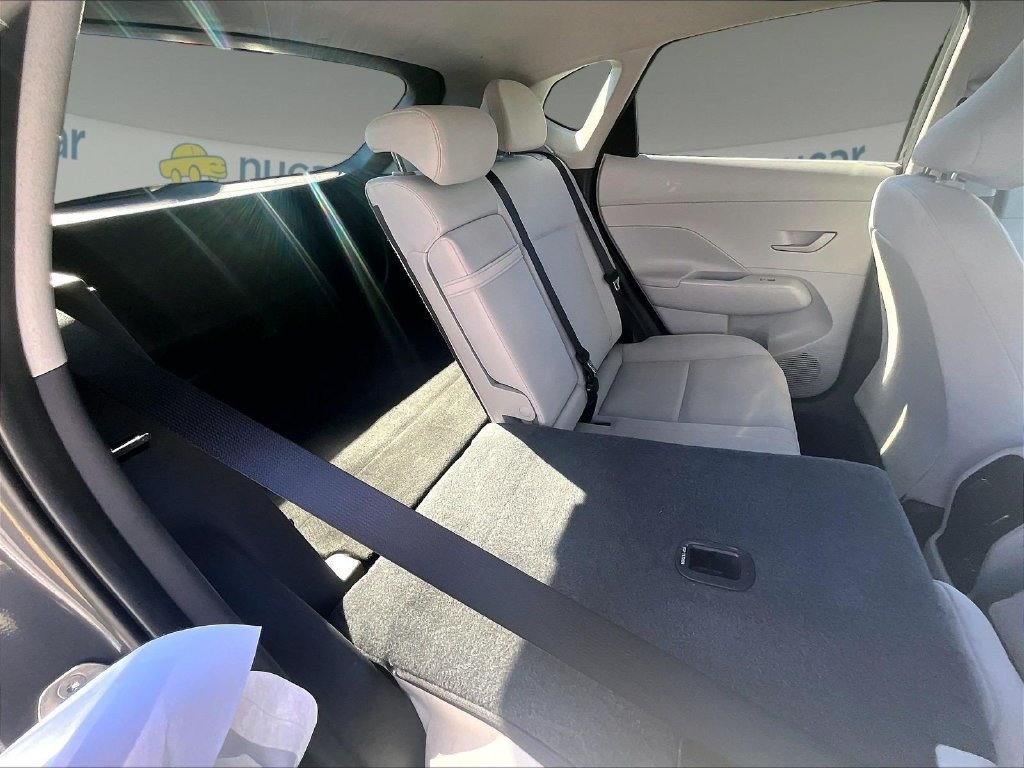 Used 2024 Hyundai Kona SEL AWD/4WD image 16