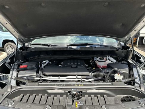 Certified 2025 Chevrolet Silverado 1500 Custom RWD image 27