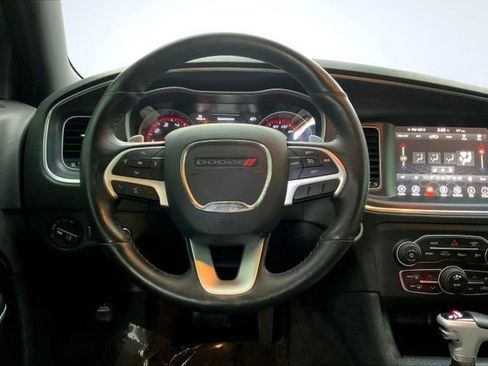 Used 2017 Dodge Charger R/T Scat Pack w/ Dynamics Package image 16