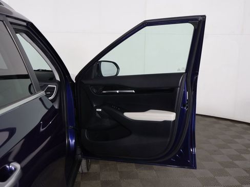 Used 2023 Kia Seltos SX image 21