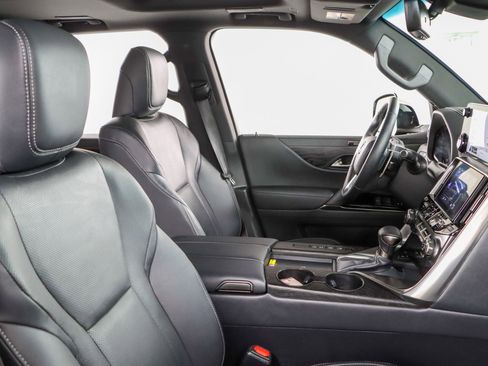 Used 2024 Lexus LX 600 4WD w/ Interior Upgrade Package image 29