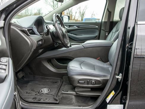 Used 2021 Buick Enclave Essence image 31