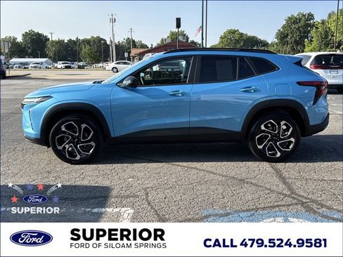Used 2025 Chevrolet Trax RS w/ Driver Confidence Package FWD image 12