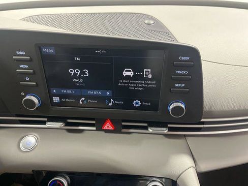 New 2026 Hyundai Elantra Sport FWD image 15