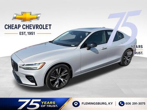 Used 2024 Volvo S60 B5 Plus FWD image 1