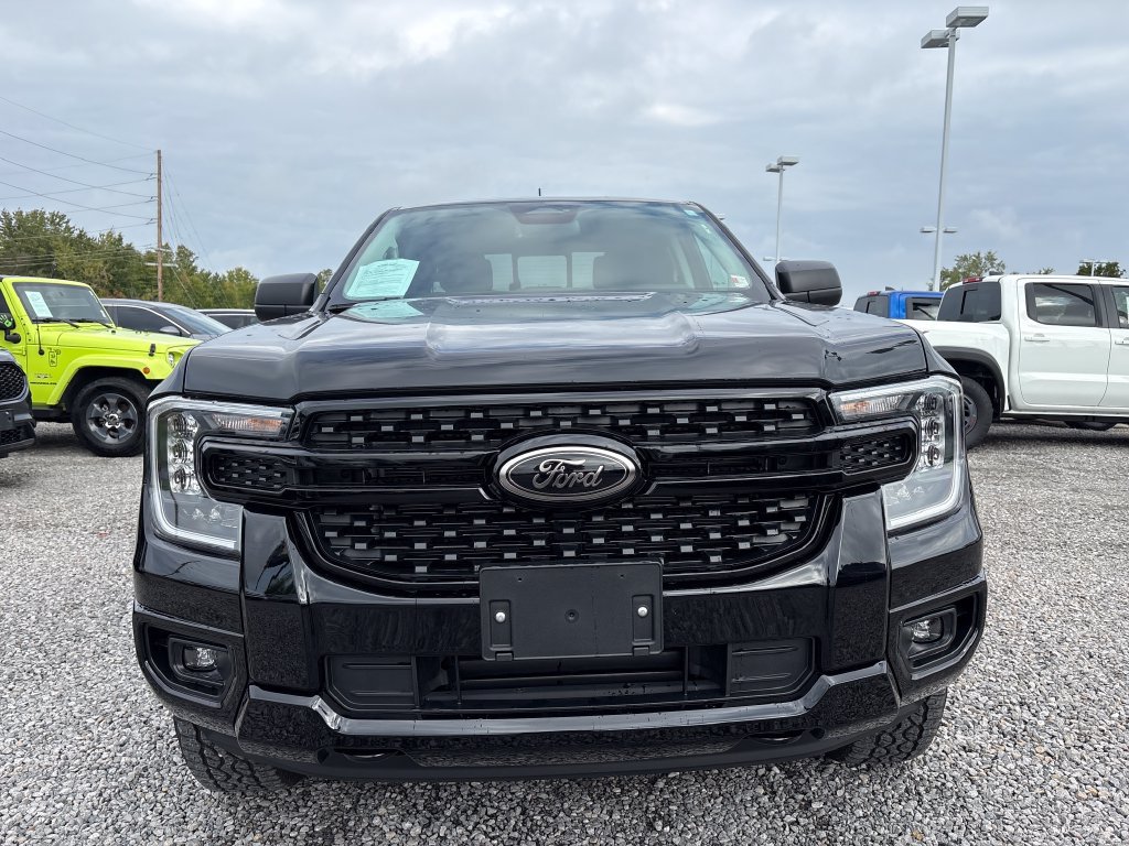 Used 2025 Ford Ranger XLT w/ Equipment Group 301A High AWD/4WD image 8