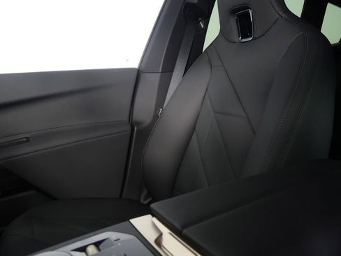 Used 2026 BMW iX xDrive45 image 23