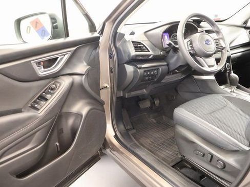 Certified 2024 Subaru Forester Premium AWD/4WD image 9