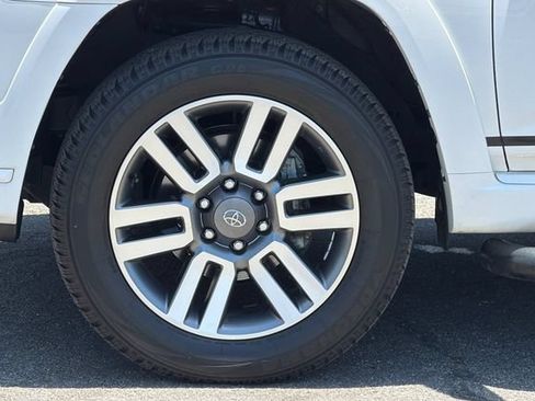 Used 2022 Toyota 4Runner TRD Sport w/ Technology Package AWD/4WD image 34