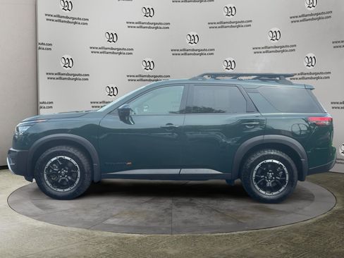 Used 2025 Nissan Pathfinder Rock Creek AWD/4WD image 2