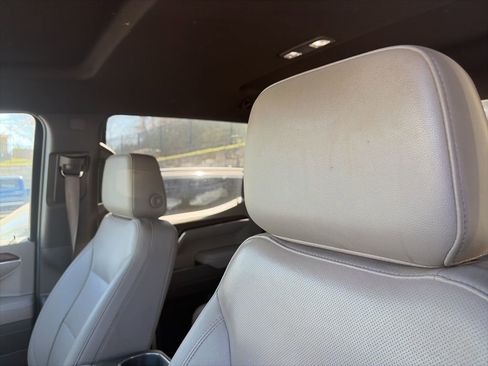 Used 2023 GMC Sierra 1500 SLT w/ SLT Premium Package image 19