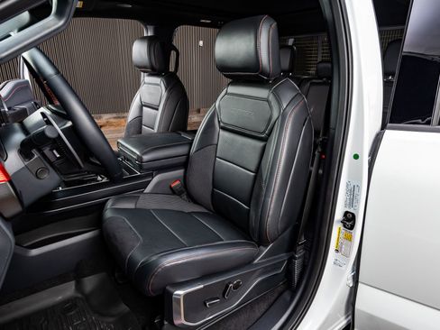 Used 2025 Ford F150 Raptor image 30