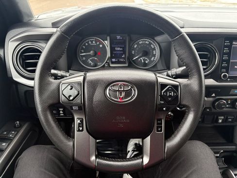 Certified 2021 Toyota Tacoma TRD Off-Road image 18