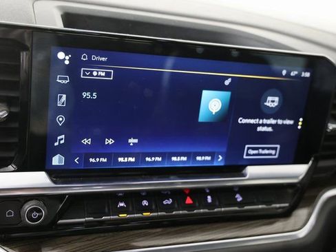 Used 2022 Chevrolet Silverado 1500 RST image 7