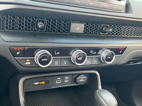 Used 2025 Honda CR-V EX image 50