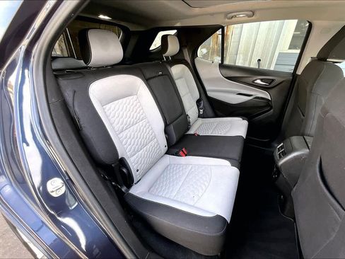 Used 2018 Chevrolet Equinox LT w/ Sun & Infotainment Package image 20