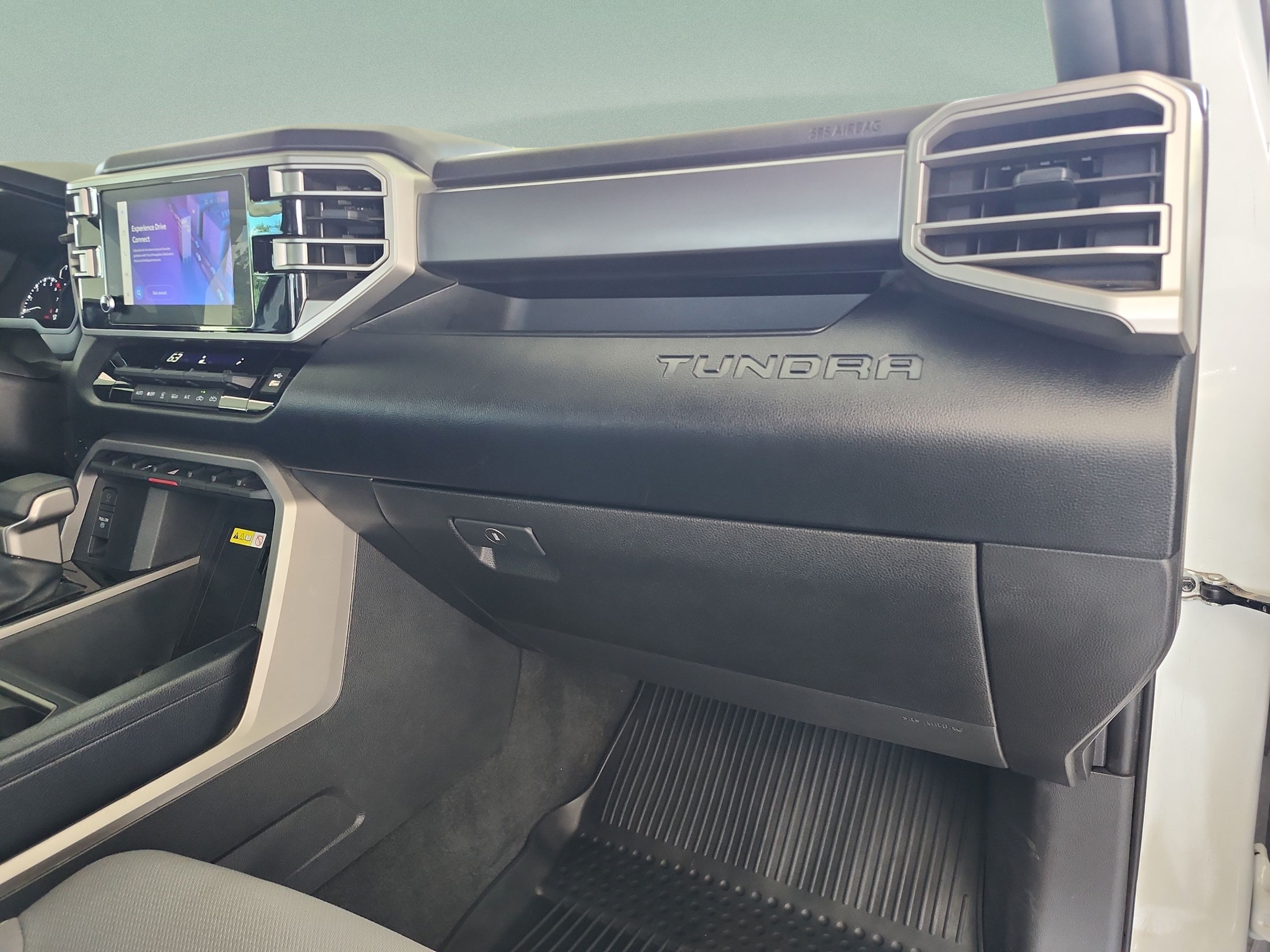 Used 2025 Toyota Tundra SR5 AWD/4WD image 21