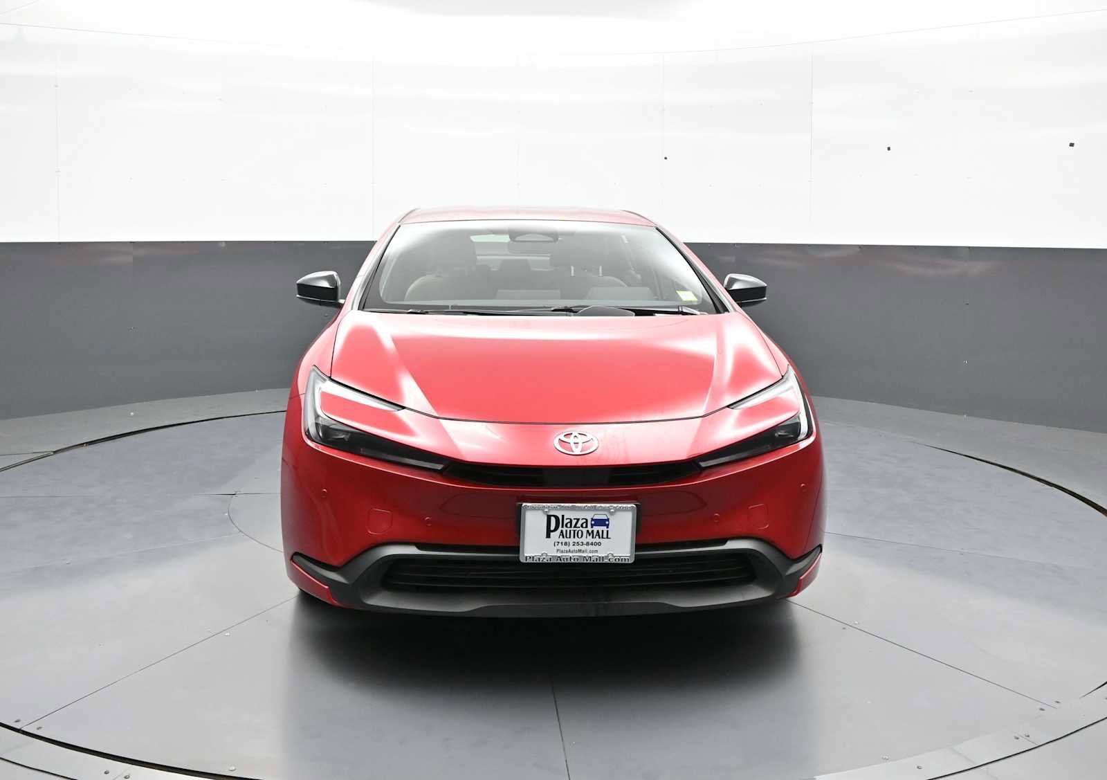 Used 2026 Toyota Prius LE FWD image 2