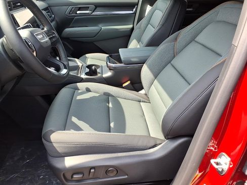 New 2026 GMC Terrain AT4 w/ Convenience Package III AWD/4WD image 11
