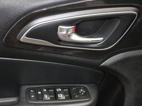 Used 2015 Chrysler 200 C w/ Sun/Sound Group FWD image 14