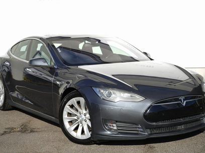 Used 2016 Tesla Model S 70D