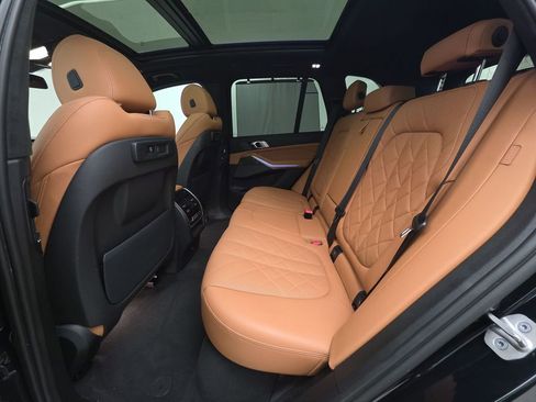 Used 2023 BMW X5 xDrive40i w/ Executive Package image 24