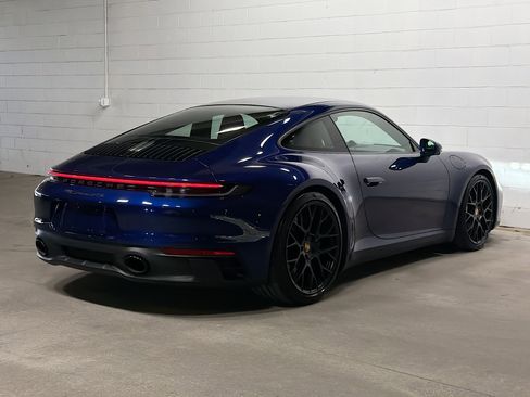 Certified 2024 Porsche 911 Carrera GTS RWD image 7