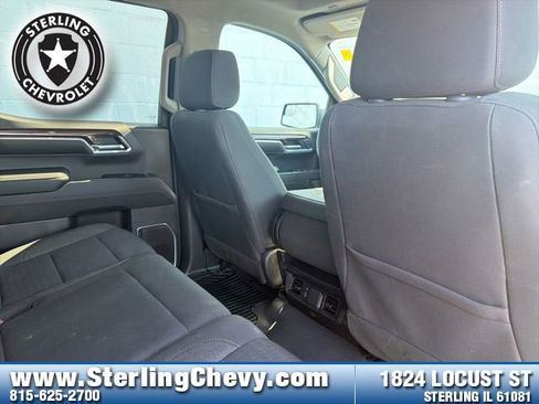Used 2023 Chevrolet Silverado 1500 LT AWD/4WD image 14