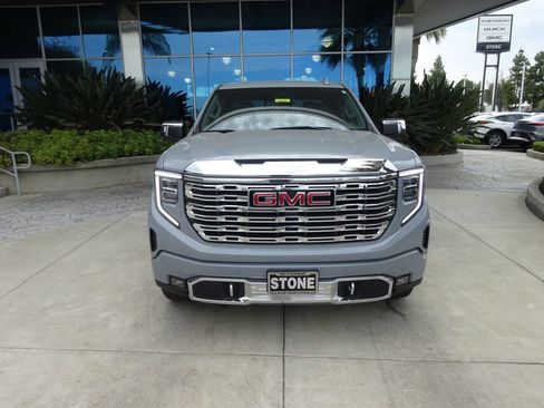 Certified 2025 GMC Sierra 1500 Denali w/ Denali Reserve Package AWD/4WD image 2