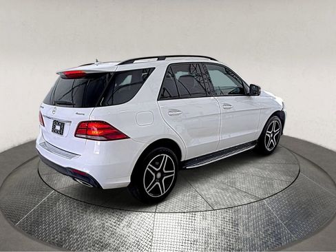 Used 2017 Mercedes-Benz GLE 350 4MATIC w/ Premium 1 Package image 2