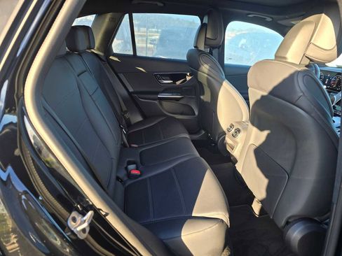 Used 2026 Mercedes-Benz GLC 300 image 14