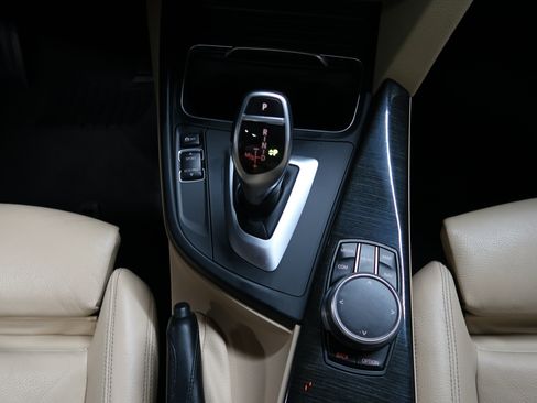 Used 2018 BMW 330i Sedan RWD image 20