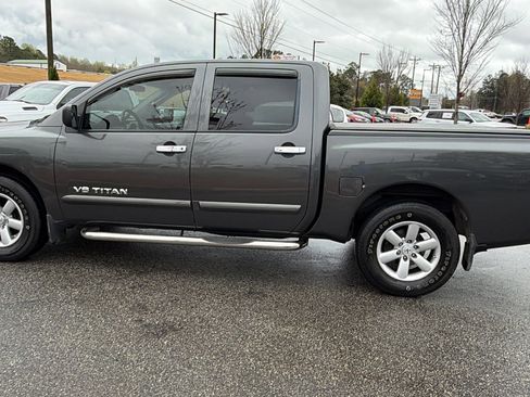Used 2008 Nissan Titan XE image 11