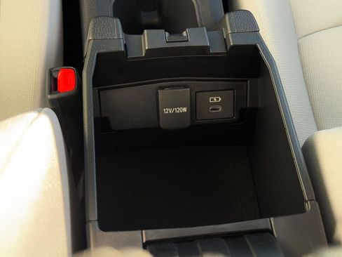 New 2026 Toyota Corolla Cross L image 25