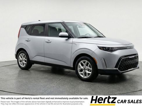 Used 2025 Kia Soul LX w/ LX Technology Package image 1