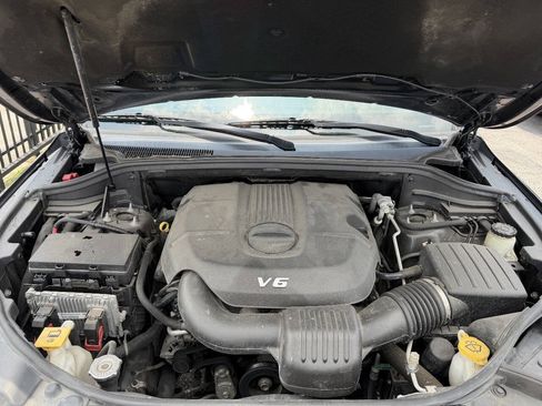 Used 2015 Jeep Grand Cherokee Altitude RWD image 22