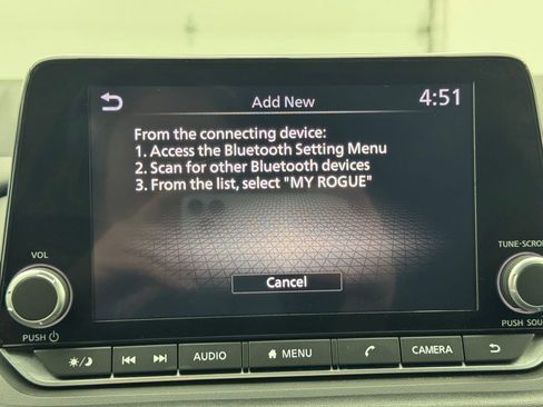 Used 2024 Nissan Rogue S image 21