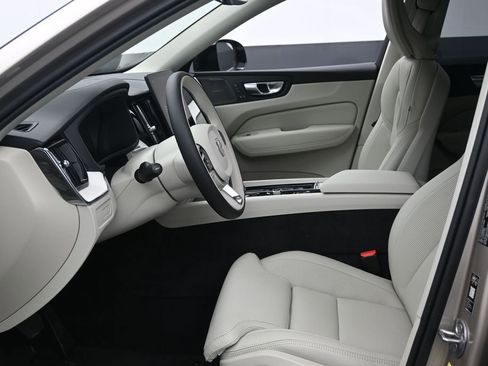 New 2026 Volvo XC60 T8 Ultra w/ Protection Package Premier AWD/4WD image 11