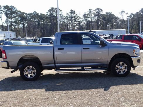 Used 2024 RAM 2500 Big Horn w/ Bed Utility Group image 8