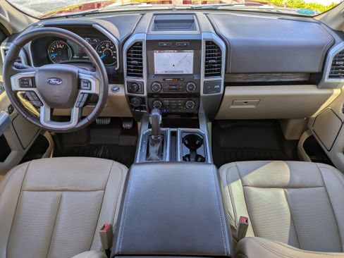 Used 2018 Ford F150 Lariat image 11