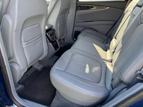 Used 2019 Lincoln Nautilus Reserve w/ Driver Assistance Package image 14