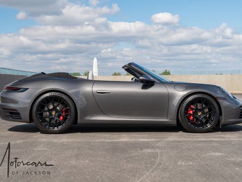 Used 2022 Porsche 911 Carrera S image 6