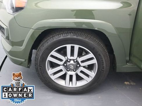 Used 2022 Toyota 4Runner TRD Sport w/ Technology Package RWD image 12